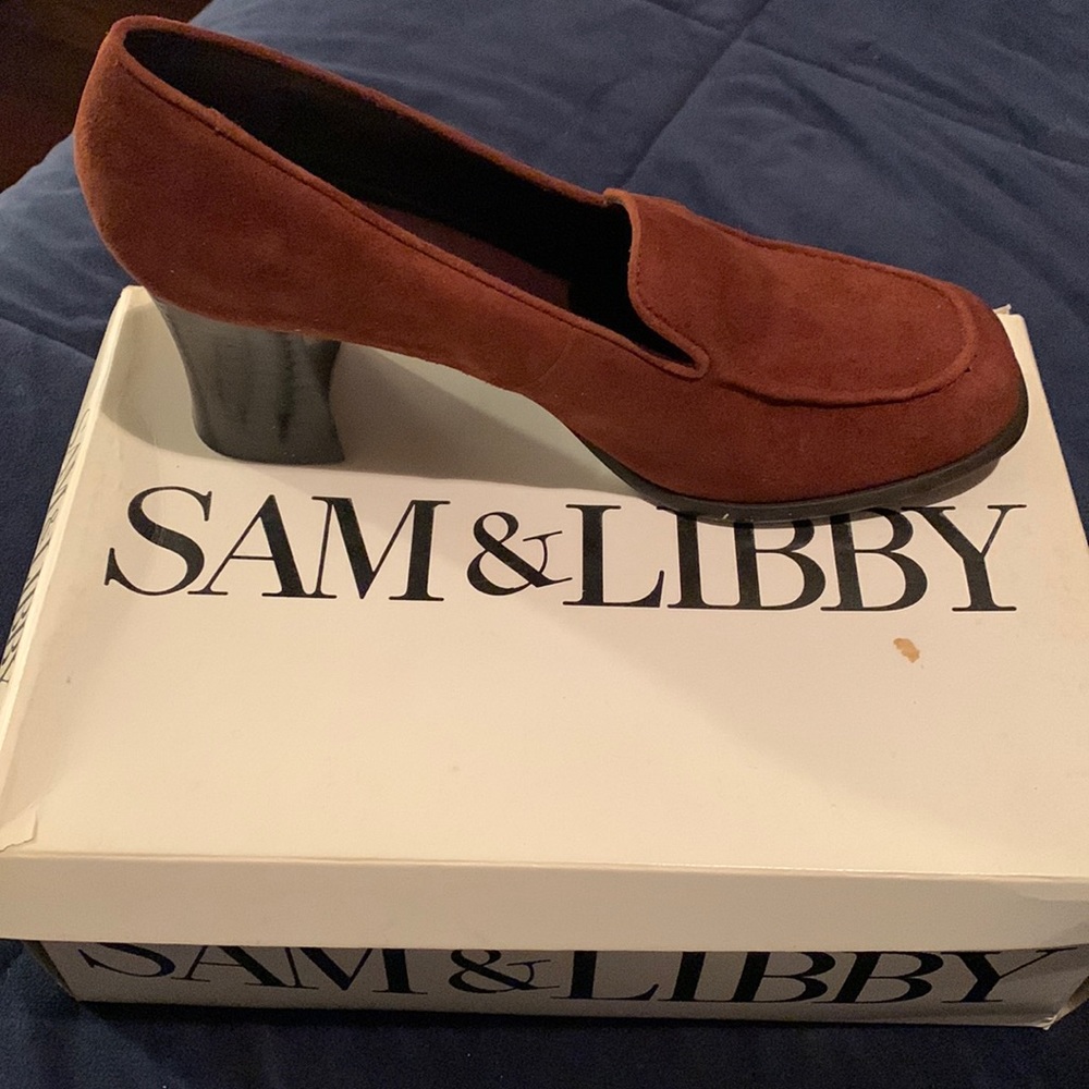 Sam & Libbys